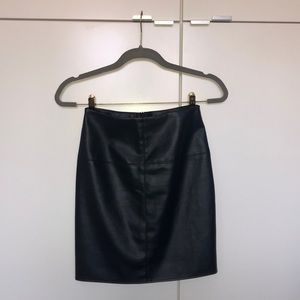 Black faux leather pencil skirt